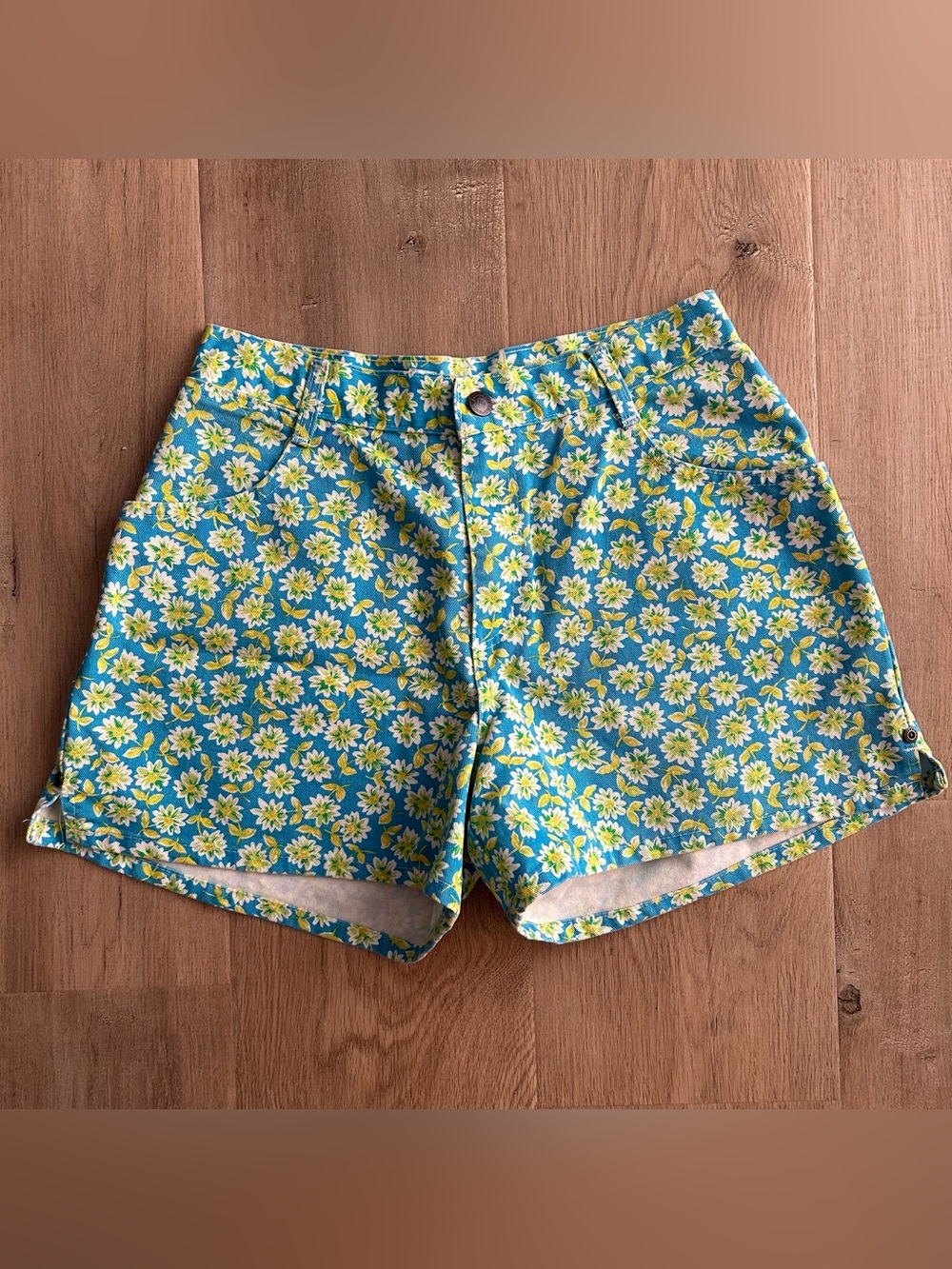 Vintage No Boundaries Floral Print Shorts